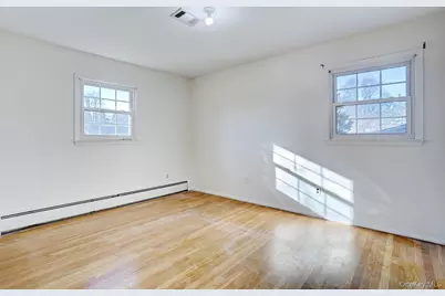 12 Van Gogh Lane, Airmont, NY 10901 - Photo 11