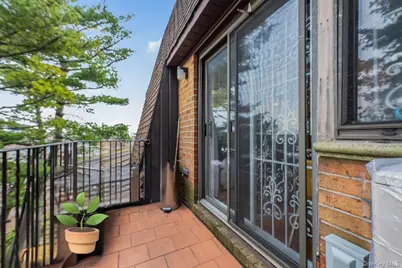 7449 Calamus Avenue #51, Elmhurst, NY 11373 - Photo 21