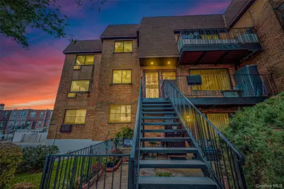 7449 Calamus Avenue #51, Elmhurst, NY 11373 - Photo 3