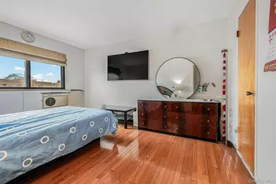 7449 Calamus Avenue #51, Elmhurst, NY 11373 - Photo 17