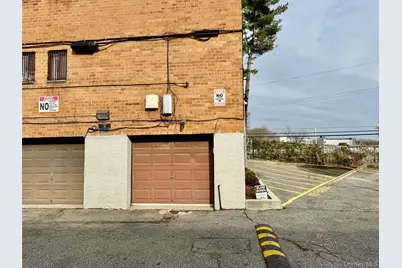 7449 Calamus Avenue #51, Elmhurst, NY 11373 - Photo 23