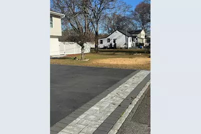 489 Easton Street, Ronkonkoma, NY 11779 - Photo 7