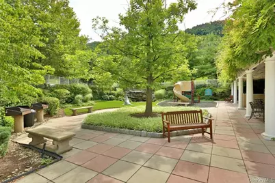 1414 Round Pointe Drive #1414, Haverstraw, NY 10927 - Photo 39