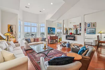 1414 Round Pointe Drive #1414, Haverstraw, NY 10927 - Photo 7