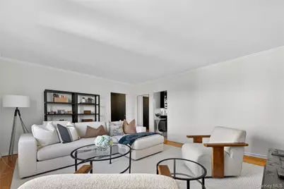 360 Stewart Avenue #3F, Garden City, NY 11530 - Photo 5