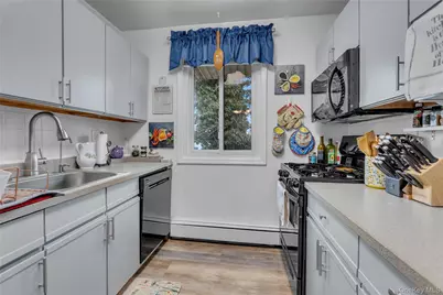 200 Merrick Road #I, Amityville, NY 11701 - Photo 7