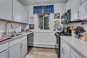 200 Merrick Rd, Amityville, NY 11701 - Photo 7