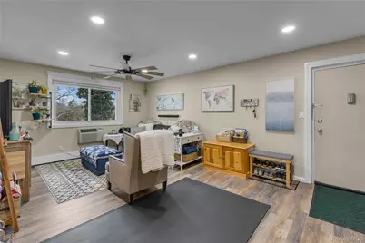 200 Merrick Road #I, Amityville, NY 11701 - Photo 3