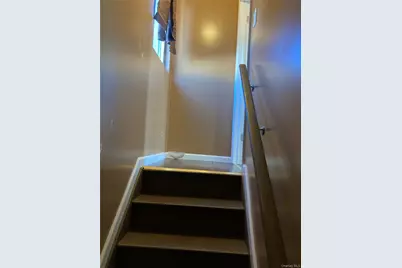 1326 Citizen Avenue, Elmont, NY 11003 - Photo 19