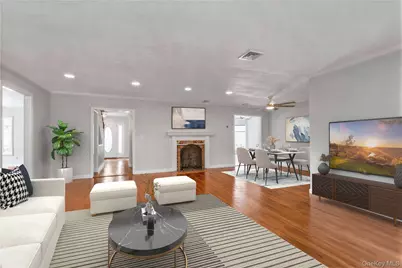 16 Deepdale Parkway, Roslyn Heights, NY 11577 - Photo 9