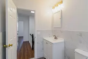 62-86 Dry Harbor Rd, Middle Village, NY 11379 - Photo 23