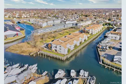 47 Anchor Street #Y, Freeport, NY 11520 - Photo 3