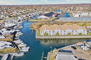 47 Anchor St, Freeport, NY 11520 - Photo 25