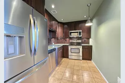 47 Anchor Street #Y, Freeport, NY 11520 - Photo 9