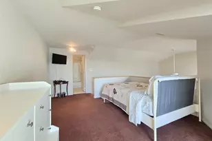 47 Anchor St, Freeport, NY 11520 - Photo 17