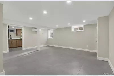 2 Bayview Court, Manhasset, NY 11030 - Photo 15