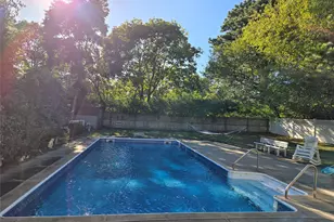 290 E Woodside Ave, Patchogue, NY 11772 - Photo 29