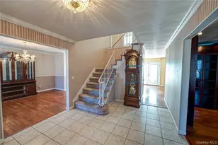 290 E Woodside Ave, Patchogue, NY 11772 - Photo 5
