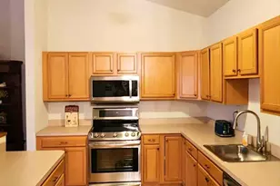 512 Narragansett Villas Dr, Lindenhurst, NY 11757 - Photo 7