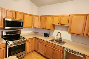 512 Narragansett Villas Dr, Lindenhurst, NY 11757 - Photo 11