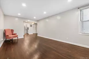 510 Dubois Ave, Valley Stream, NY 11581 - Photo 9