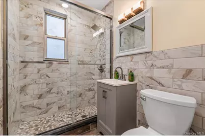 510 Dubois Avenue #11B, Valley Stream, NY 11581 - Photo 15