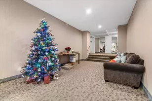 510 Dubois Ave, Valley Stream, NY 11581 - Photo 3