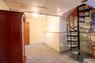 38 Chester Ln, Nanuet, NY 10954 - Photo 17