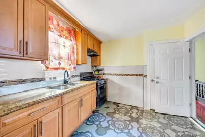 95-26 86th St, Ozone Park, NY 11416 - Photo 13