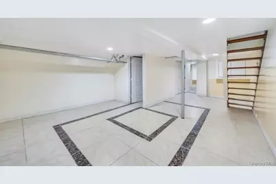 95-26 86th St, Ozone Park, NY 11416 - Photo 25