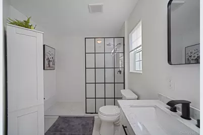 194 Oxhead Road, Centereach, NY 11720 - Photo 23