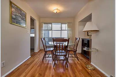 1068 Ashley Drive, Valley Stream, NY 11580 - Photo 9