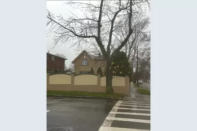 1001 157th Street, Whitestone, NY 11357 - Photo 3