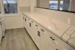 1 Oakridge Pl, Eastchester, NY 10709 - Photo 11