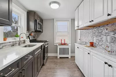 2861 Tilrose Avenue, Oceanside, NY 11572 - Photo 7