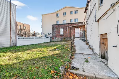 780 Bartholdi Street, Bronx, NY 10467 - Photo 9