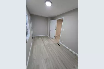 991 N Quaker Lane #995, Staatsburg, NY 12580 - Photo 7