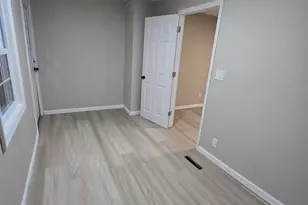 991 N Quaker Ln, Staatsburg, NY 12580 - Photo 7