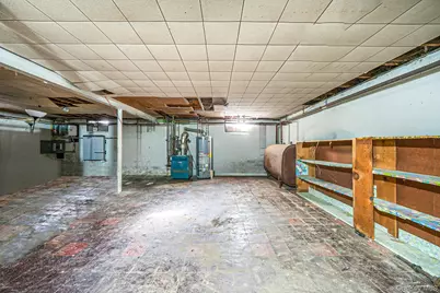 8 Sherwood Road, Glen Cove, NY 11542 - Photo 11