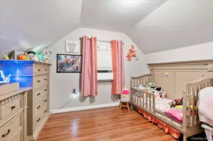 670 Mason St, Westbury, NY 11590 - Photo 17