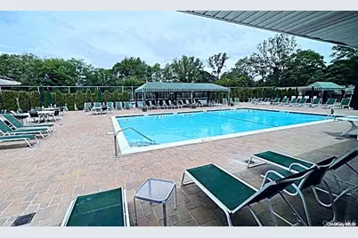 248 Pond View Lane, Smithtown, NY 11787 - Photo 35