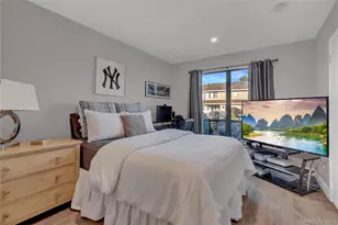 248 Pond View Ln, Smithtown, NY 11787 - Photo 23