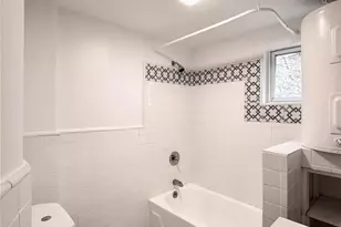 282 Grand St, Newburgh, NY 12550 - Photo 9