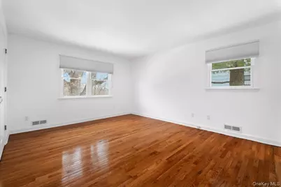 9 Tanglewood Road, Scarsdale, NY 10583 - Photo 23