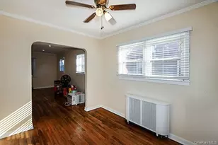 665 Foch Blvd, Williston Park, NY 11596 - Photo 5