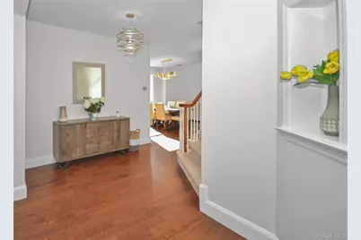 736 Verona Drive, Melville, NY 11747 - Photo 17