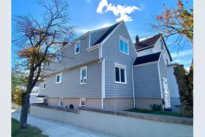 121 Carroll Avenue, Valley Stream, NY 11580 - Photo 3