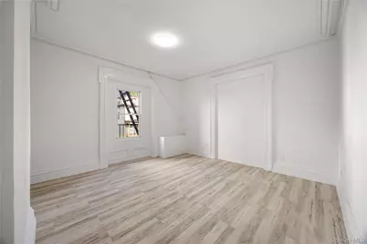 95 Buena Vista Avenue, Yonkers, NY 10701 - Photo 31