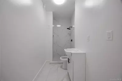 95 Buena Vista Avenue, Yonkers, NY 10701 - Photo 35