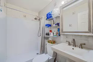 170 Grand Blvd, Brentwood, NY 11717 - Photo 17